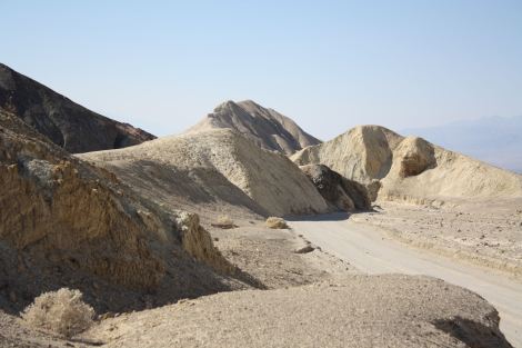 Ceļš Nāves ielejā